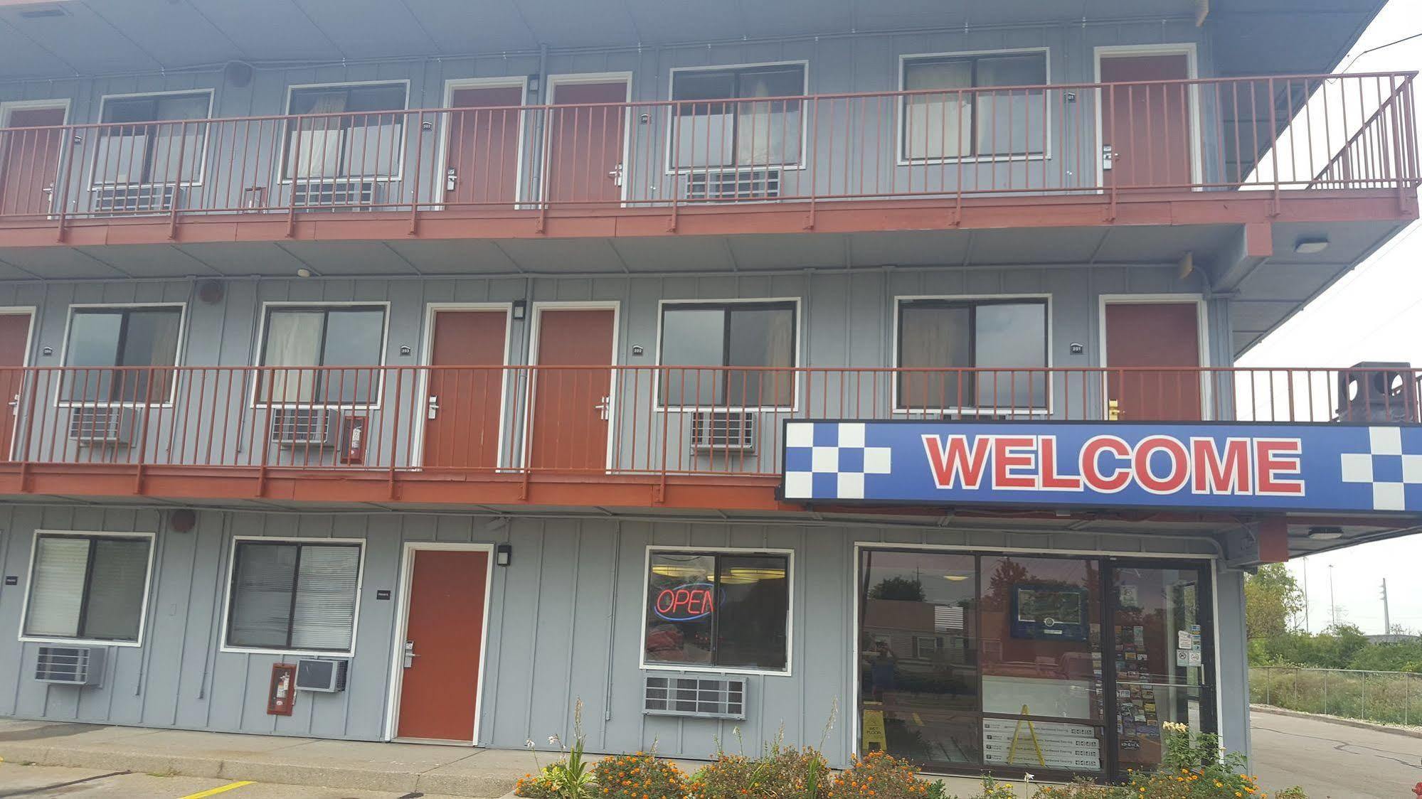 Travel Inn Шарънвил Екстериор снимка